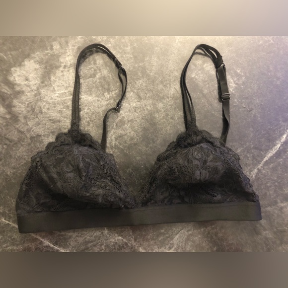 Victoria’s Secret PINK Lace Triangle Bralette - Picture 1 of 6